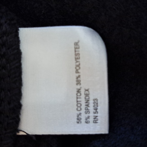 Old Navy Black Drawstring Fleece Lined Wide Leg Capri's.  Size Small NWT - Picture 8 of 8